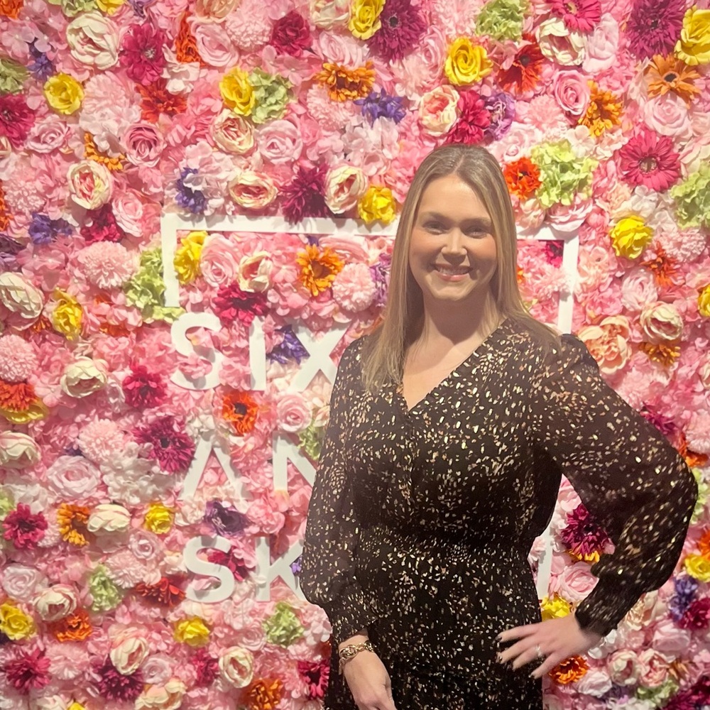 Meet your Posher, Carrie